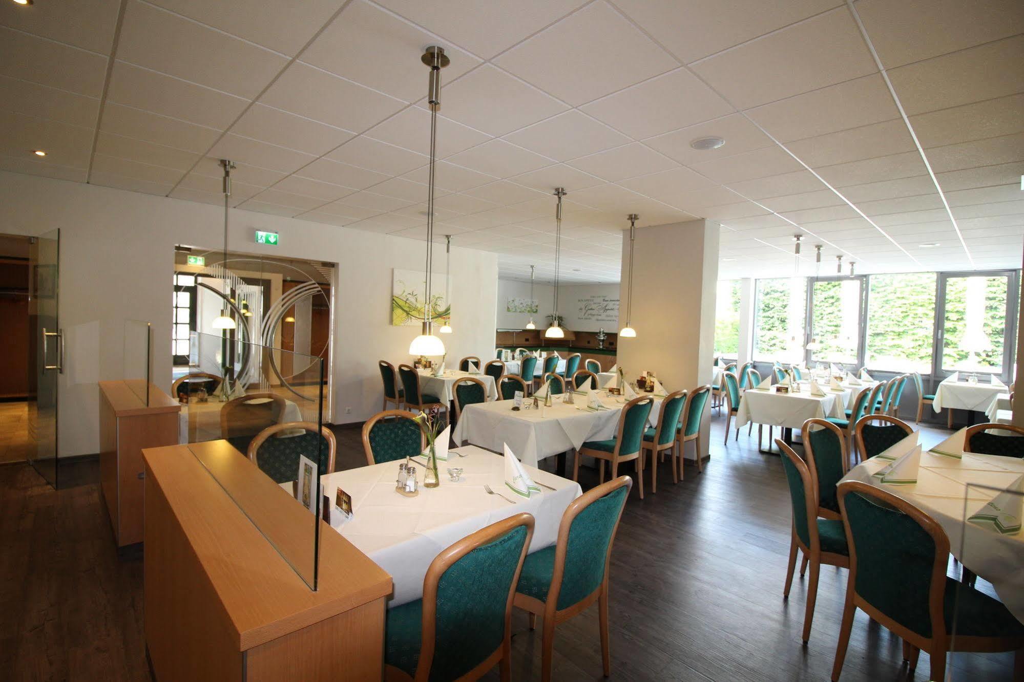 בורדסהולם Hotel Carstens מראה חיצוני תמונה